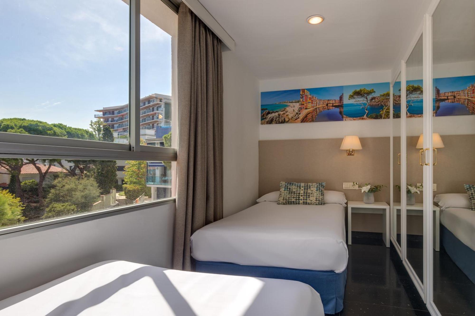 Htop Caleta Palace #Htopbliss Platja d'Aro Room photo